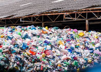 Ein Berg von Plastikmüll.